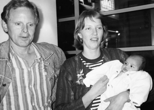 Cuộc tìm kiếm mẹ đẻ của cô gái Thụy Điển gốc Việt sau 25 năm