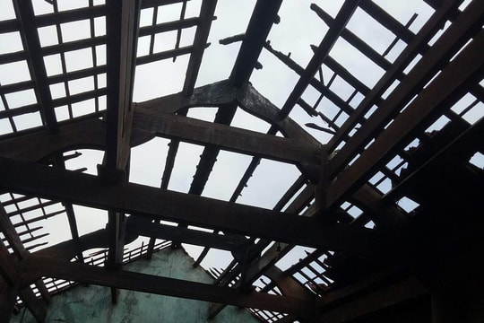 Bà hỏa ghé thăm, một hộ dân ở Tân Kỳ “mất tết”