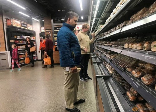 Amazon mở siêu thị tự động không cần thu ngân