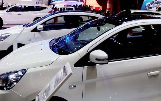 Mua ô tô chạy Tết: Cẩn thận mánh lừa của đại lý