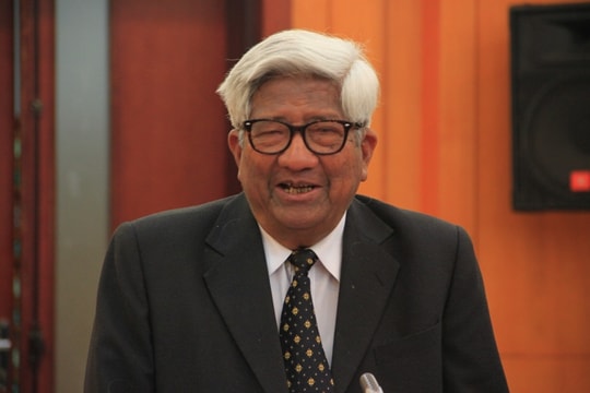 Ông Phạm Thế Duyệt, chuyện trái bóng tròn và công tác cán bộ