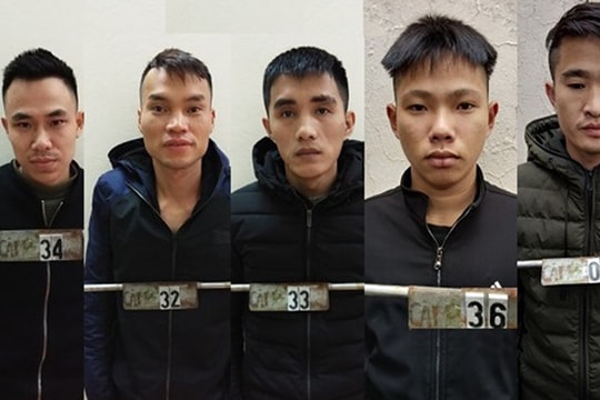 Bắt nhóm đòi nợ thuê bằng hung khí