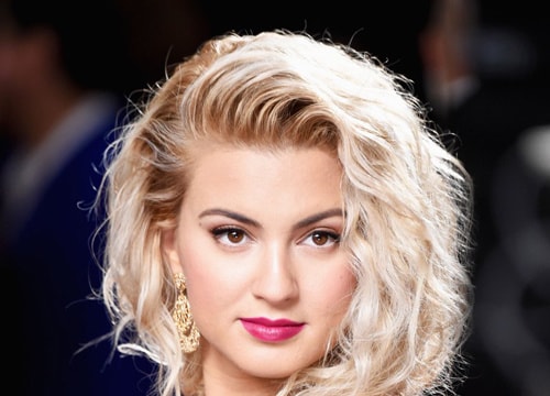 Những kiểu trang điểm đẹp qua các mùa Grammy