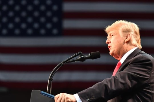 Thông điệp Liên bang của Trump: Sự thịnh vượng trong một xã hội chia rẽ