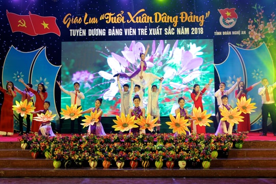 Ấn tượng chương trình giao lưu “Tuổi xuân dâng Đảng”