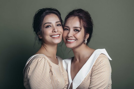 Cặp song sinh Thúy Hằng - Thúy Hạnh rạng rỡ đón tuổi 40