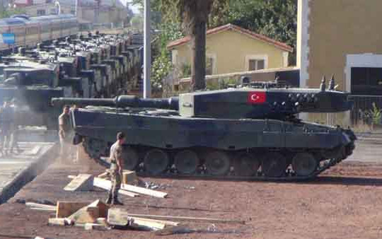 Nữ chiến binh người Kurd bắn một phát cháy rụi xe tăng Thổ Nhĩ Kỳ