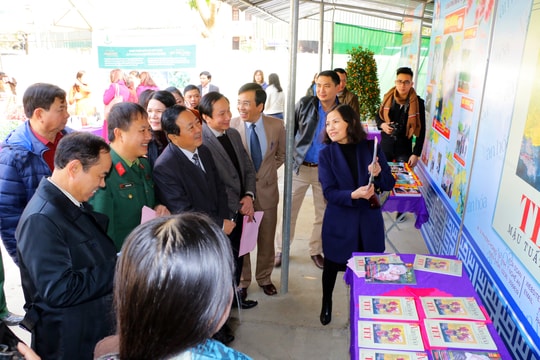 Hơn 1.000 ấn phẩm tham dự Hội báo Xuân Nghệ An năm 2018