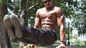 12 động tác giúp cơ thể đàn ông dẻo dai hơn 