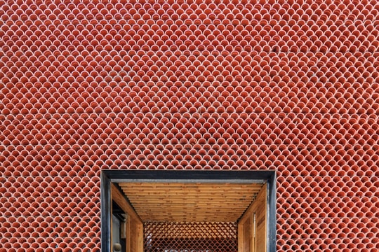 Ngôi nhà xây bằng ngói ở Hà Nội đoạt giải ấn tượng quốc tế