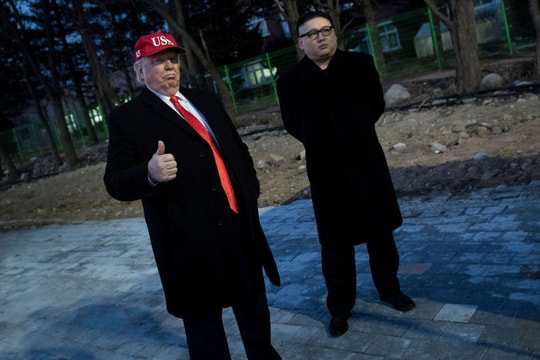 Cùng ngắm "Kim Jong-un" và "Donald Trump" tại lễ khai mạc Olympic 2018