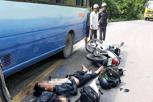 Xác định danh tính 2 thanh niên Nghệ An chạy xe máy về quê ăn Tết bị tai nạn