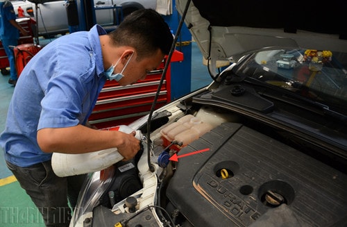 5 loại dung dịch trên ô tô tài xế cần kiểm tra, thay thế định kỳ