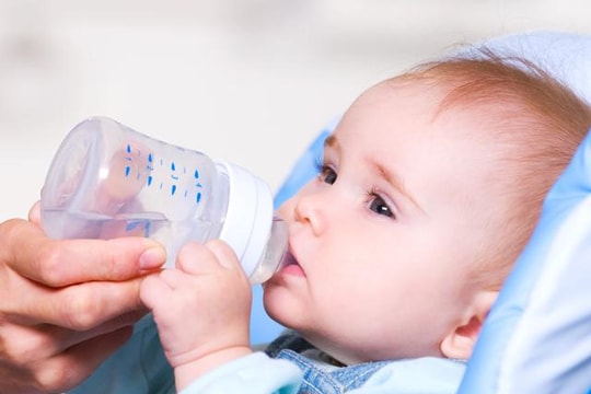 4 cách để con khỏe, mẹ vui trong ngày Tết