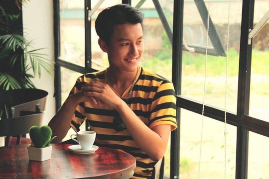 Cảm động với bản cover “Tết xa nhà” của chàng sinh viên người Nghệ