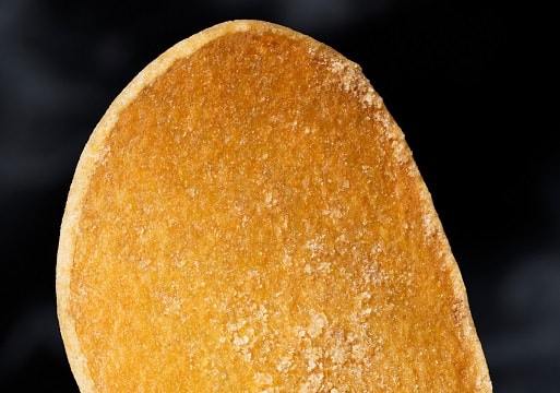 Snack khoai tây đắt nhất thế giới: Gần 300.000 đồng cho 1 miếng mỏng như tờ giấy