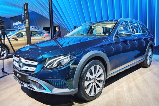 Mercedes-Benz ra mắt mẫu xe đa năng E-Class All-Terrain 2018 tại Ấn Độ