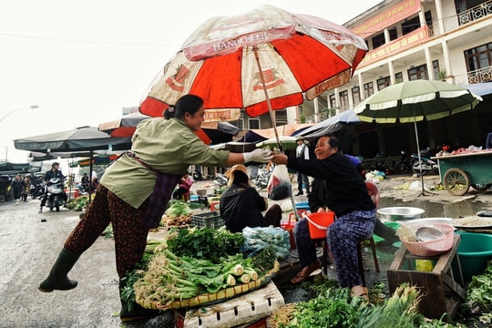 Chợ rau đầu năm mới
