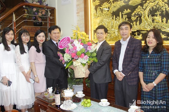 Lãnh đạo tỉnh thăm, chúc Tết một số trí thức tiêu biểu