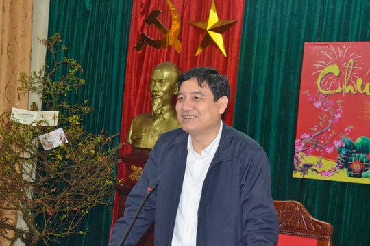 Bí thư Tỉnh ủy: Không để tư tưởng vui Tết, du Xuân ảnh hưởng đến hiệu quả công việc