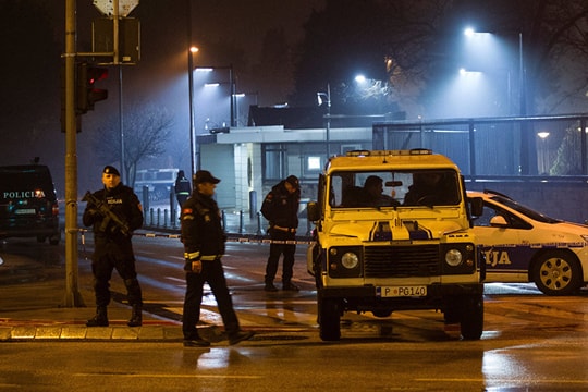 Kẻ tự sát ném thiết bị nổ vào Đại sứ quán Mỹ ở Montenegro