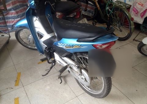 Tìm thân nhân cho nạn nhân tử vong do tai nạn xe máy trên Quốc lộ 1A