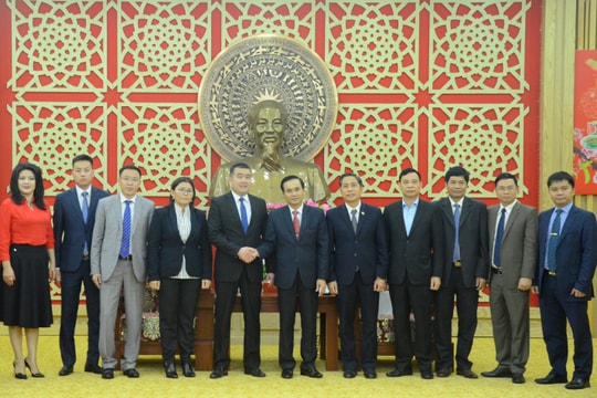 Nghệ An đón đoàn khách quốc tế “xông đất” tìm hiểu hợp tác, đầu tư