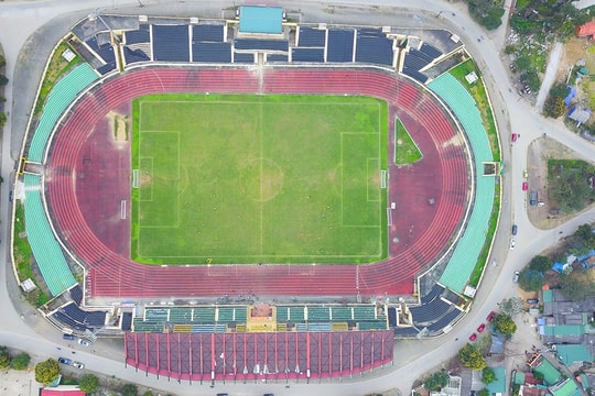 Đã mắt ngắm sân Vinh từ trên cao