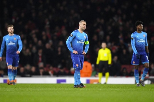 Arsenal và căn bệnh “dại nhà“