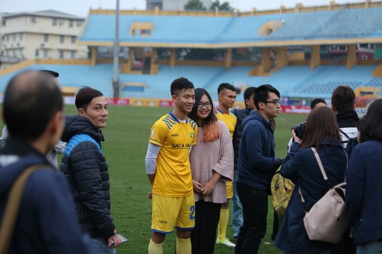 Sao U23 Việt Nam đá V-League: Sức hút và sức ép
