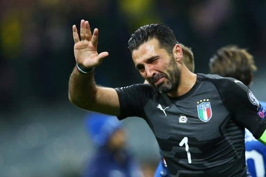 Buffon bất ngờ trở lại, Conte là ứng viên số 1 dẫn dắt đội tuyển Ý