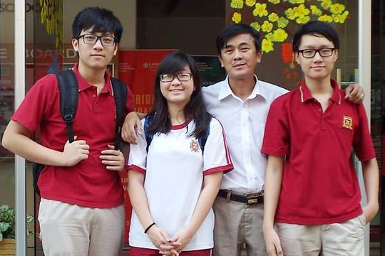 Thầy hiệu trưởng cùng 7 người trong gia đình đăng ký hiến tạng