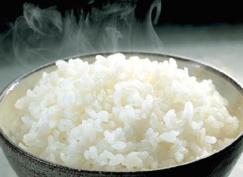 Thiếu nữ 15 năm không ăn được cơm