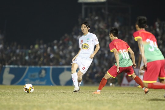 Những cầu thủ chờ được HLV Park Hang Seo phát hiện tại V. League 2018