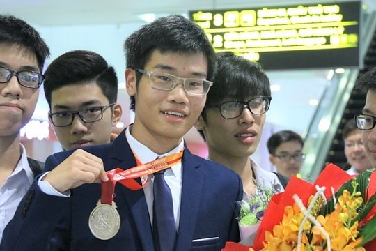 Gặp nam sinh 2 lần HCV quốc tế vừa trúng học bổng viện công nghệ hàng đầu thế giới