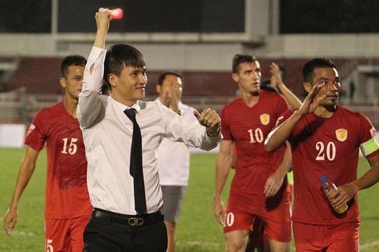 Đầu tư bạc tỷ, Công Vinh có đưa CLB TP. HCM “vượt vũ môn“?