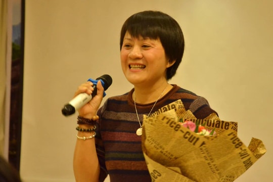 Tác giả Hồ Thị Ngọc Hoài:  "Biết ơn đau khổ để mến yêu cuộc đời"