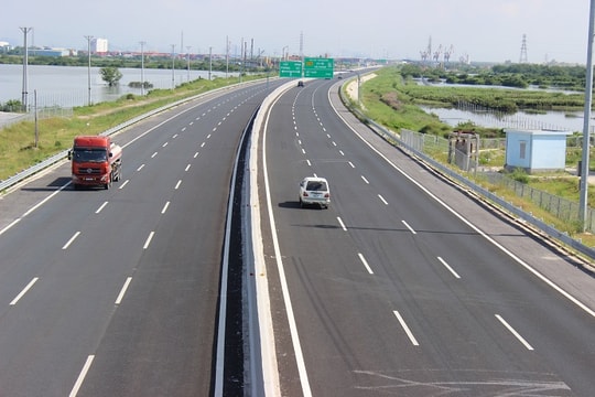 Bộ Giao thông: "Ngán" chỉ định thầu BOT, sợ kẻ "tay không bắt giặc"