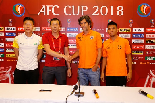Trước trận đối đầu Sông Lam Nghệ An, HLV Persija Jakarta tỏ ra đầy tự tin