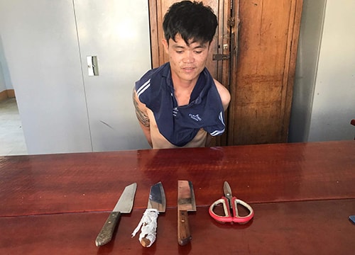 Thanh niên cầm dao đuổi chém nhiều người trong cơn 'ngáo đá'