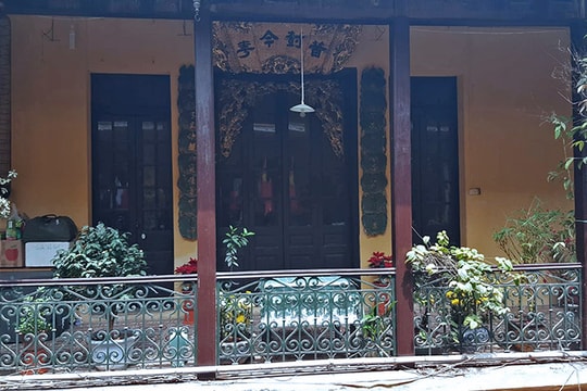 Biệt thự gần 100 tuổi của đại gia nức tiếng phố cổ một thời