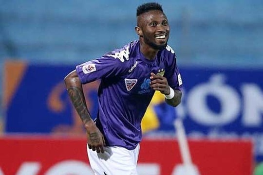 Hoàng Vũ Samson bất ngờ trở lại khoác áo Hà Nội FC