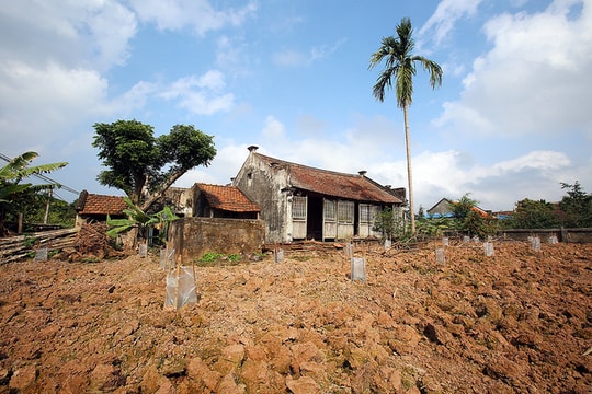 Cận ảnh ngôi nhà còn lại của 'Bá Kiến' trong truyện Chí Phèo