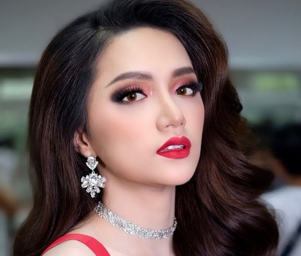 Vì sao Hoa hậu chuyển giới Hương Giang không trả lời ứng xử bằng tiếng Anh?