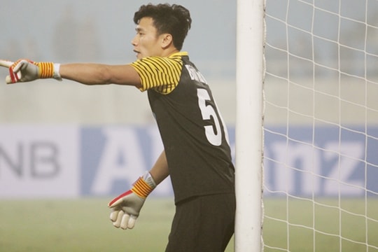 Bùi Tiến Dũng sẽ bắt chính trận FLC Thanh Hóa- Bali United