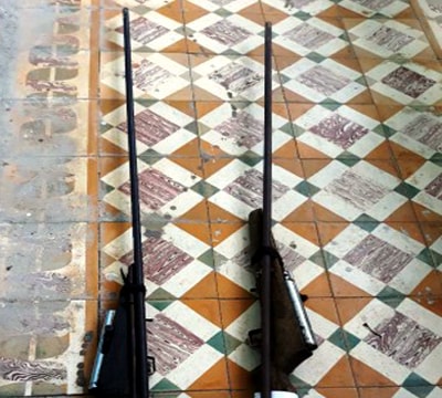 Trúng đạn của bạn đi săn, nam thanh niên tử vong