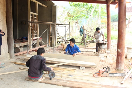 Bí thư chi bộ 9X