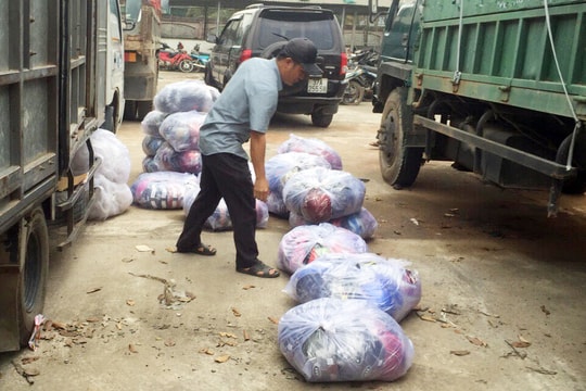 Thu giữ 175 mũ bảo hiểm không rõ nguồn gốc