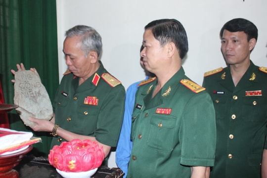 Quy tập 70 mộ liệt sỹ quân tình nguyện Việt Nam tại Lào trong mùa khô 2017 - 2018