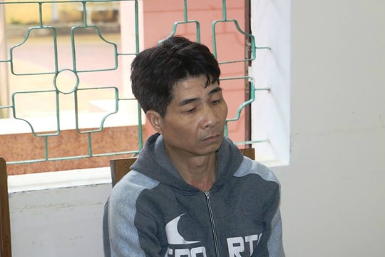 Khởi tố người đàn ông dâm ô với bé 7 tuổi